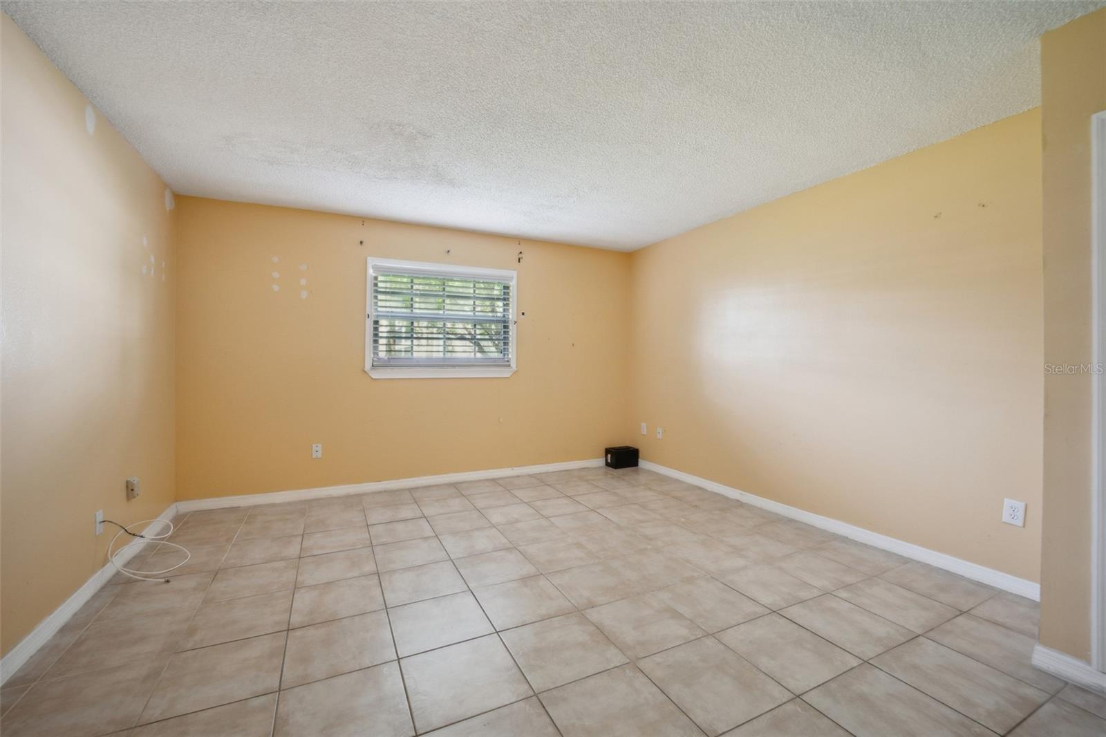 122 N KINGS AVENUE 101