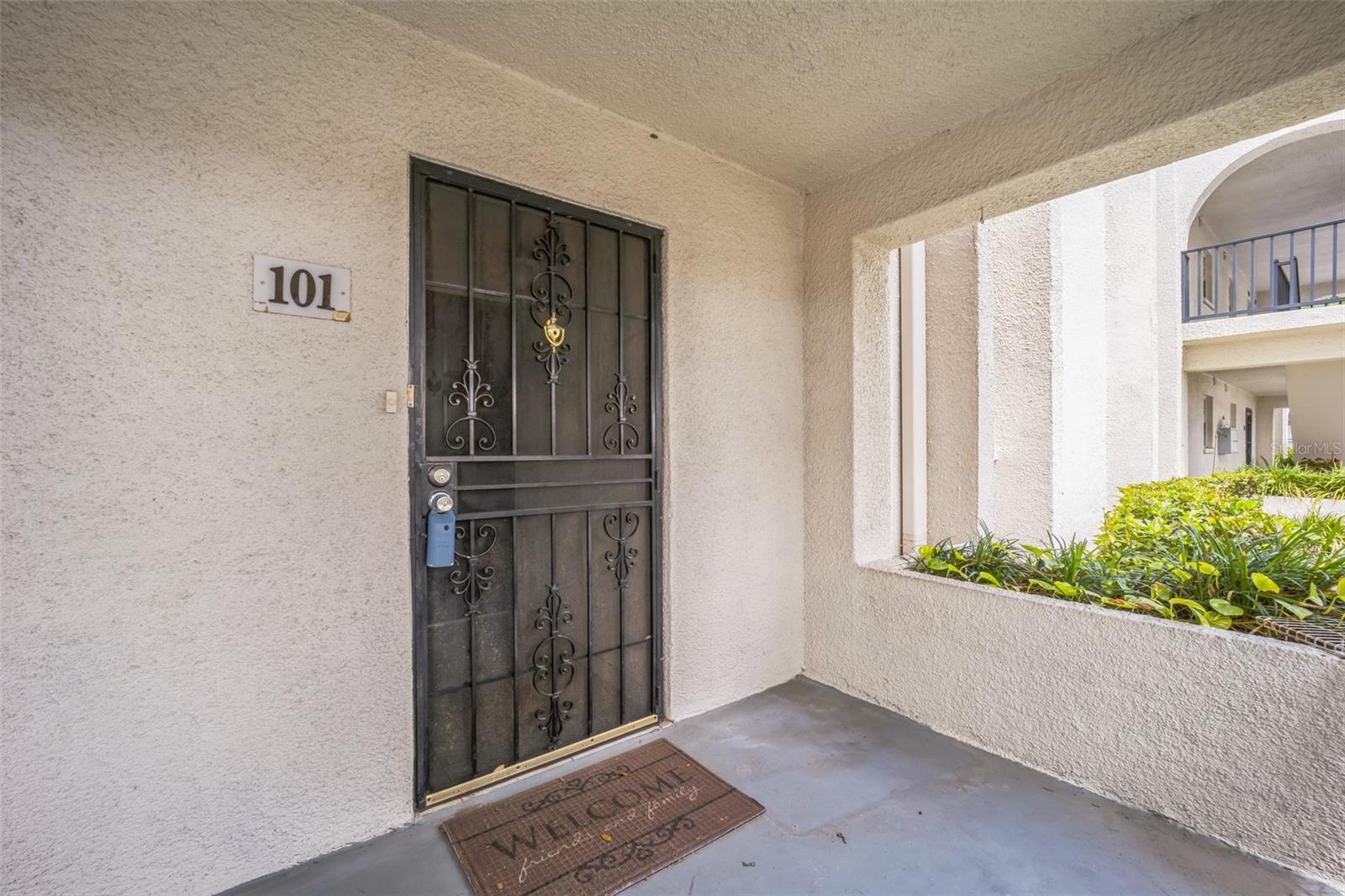 122 N KINGS AVENUE 101