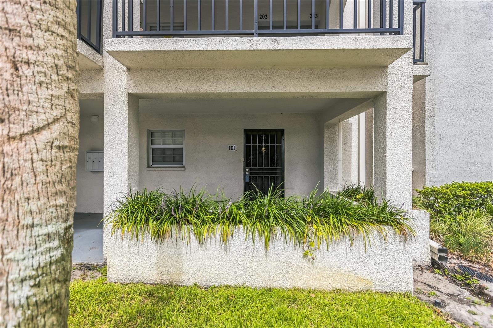 122 N KINGS AVENUE 101