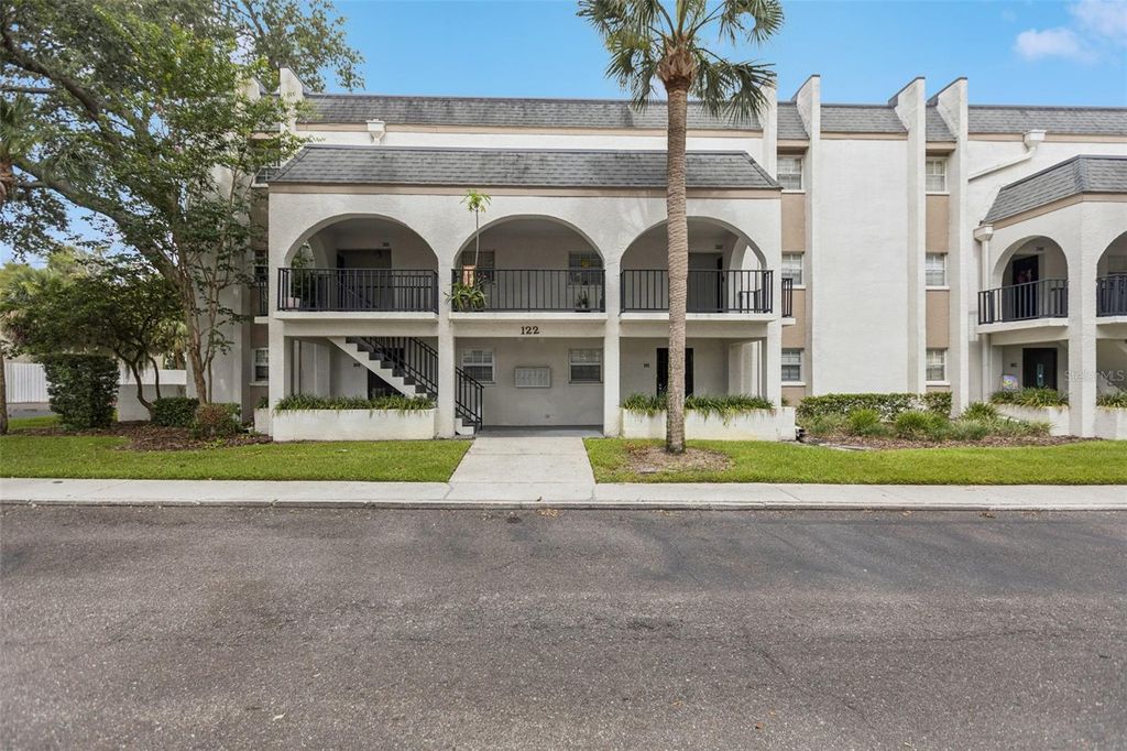 Photo of 122 N Kings Avenue #101, Brandon, FL 33510 (MLS # TB8371052)