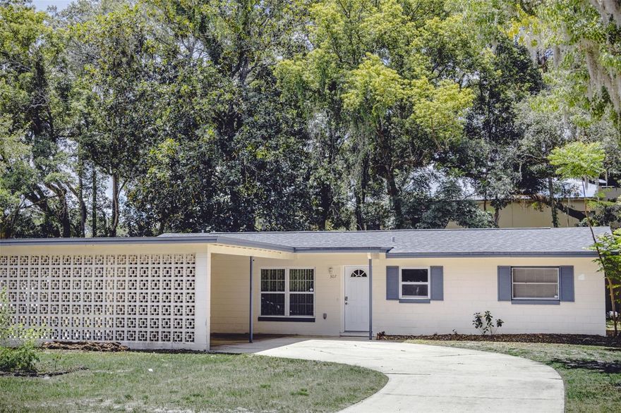 Welcome to 307 Seminole Ave, a beautifully maintained rental home in the highly desirable Lake Mary area! This charming property features 2 bedroom/2 bathroom and offers a bright, open layout with plenty of natural light. Enjoy a spacious living area, modern kitchen, and a private backyard perfect for relaxing or entertaining. Conveniently located near top-rated schools, shopping, dining, and easy access to major highways, this home provides both comfort and convenience.