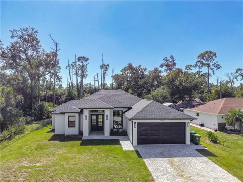 Photo of 17237 Kellog Avenue, Port Charlotte, FL 33954 (MLS # A4710765)