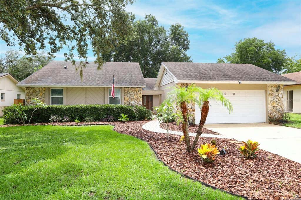 Photo of 2450 Canterclub Trail, Apopka, FL 32712 (MLS # O6429139)