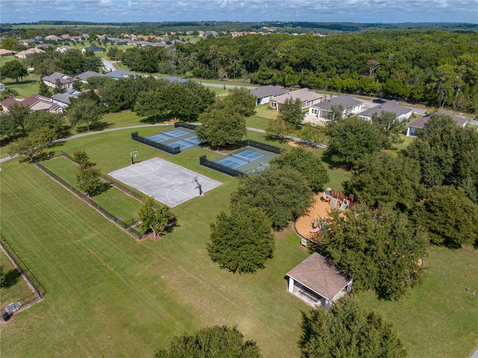 LAKE JOVITA GOLF & COUNTRY CLUB PH 01A - Residential