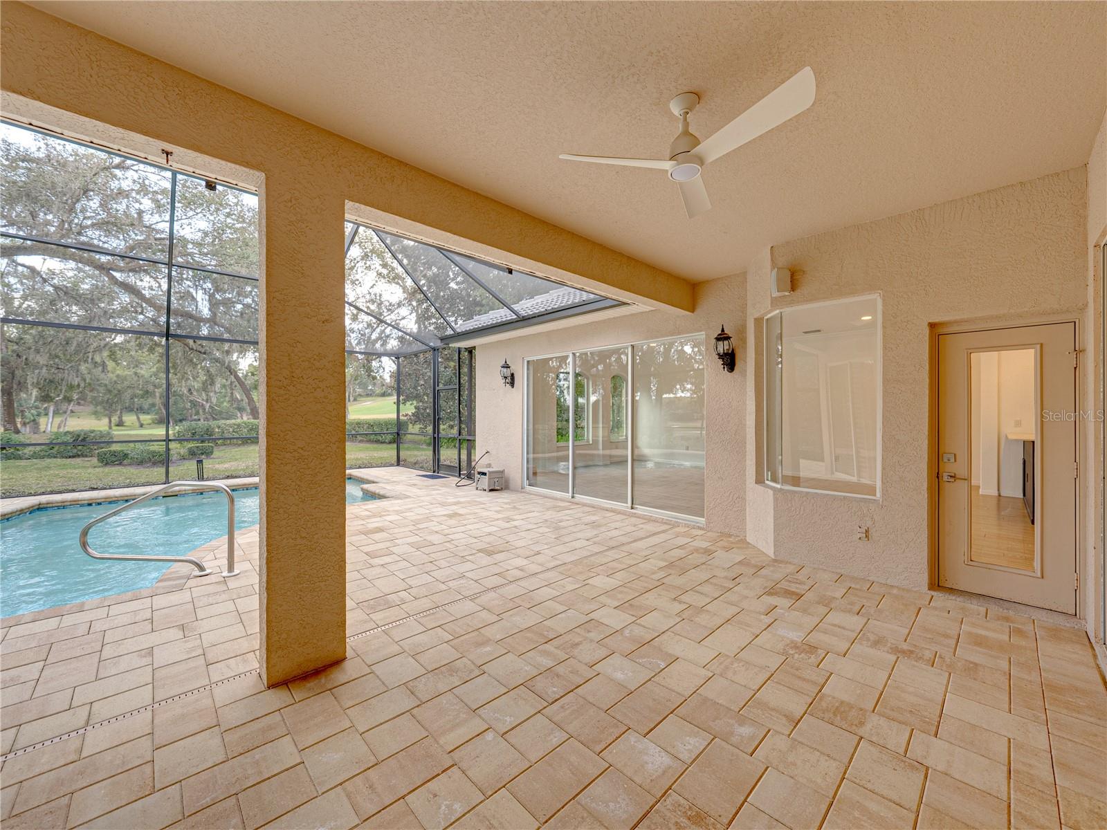 LAKE JOVITA GOLF & COUNTRY CLUB PH 01A - Residential