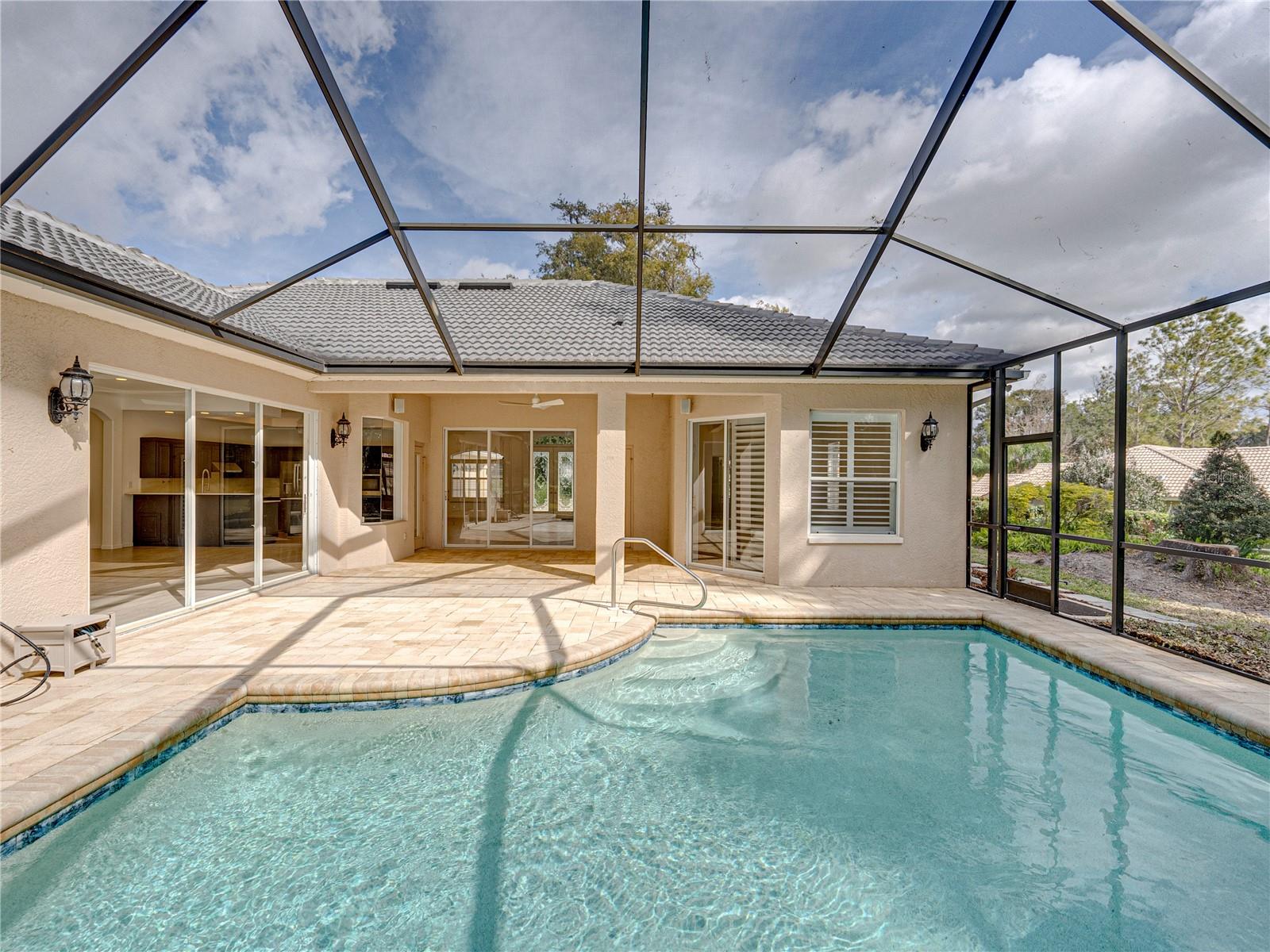LAKE JOVITA GOLF & COUNTRY CLUB PH 01A - Residential