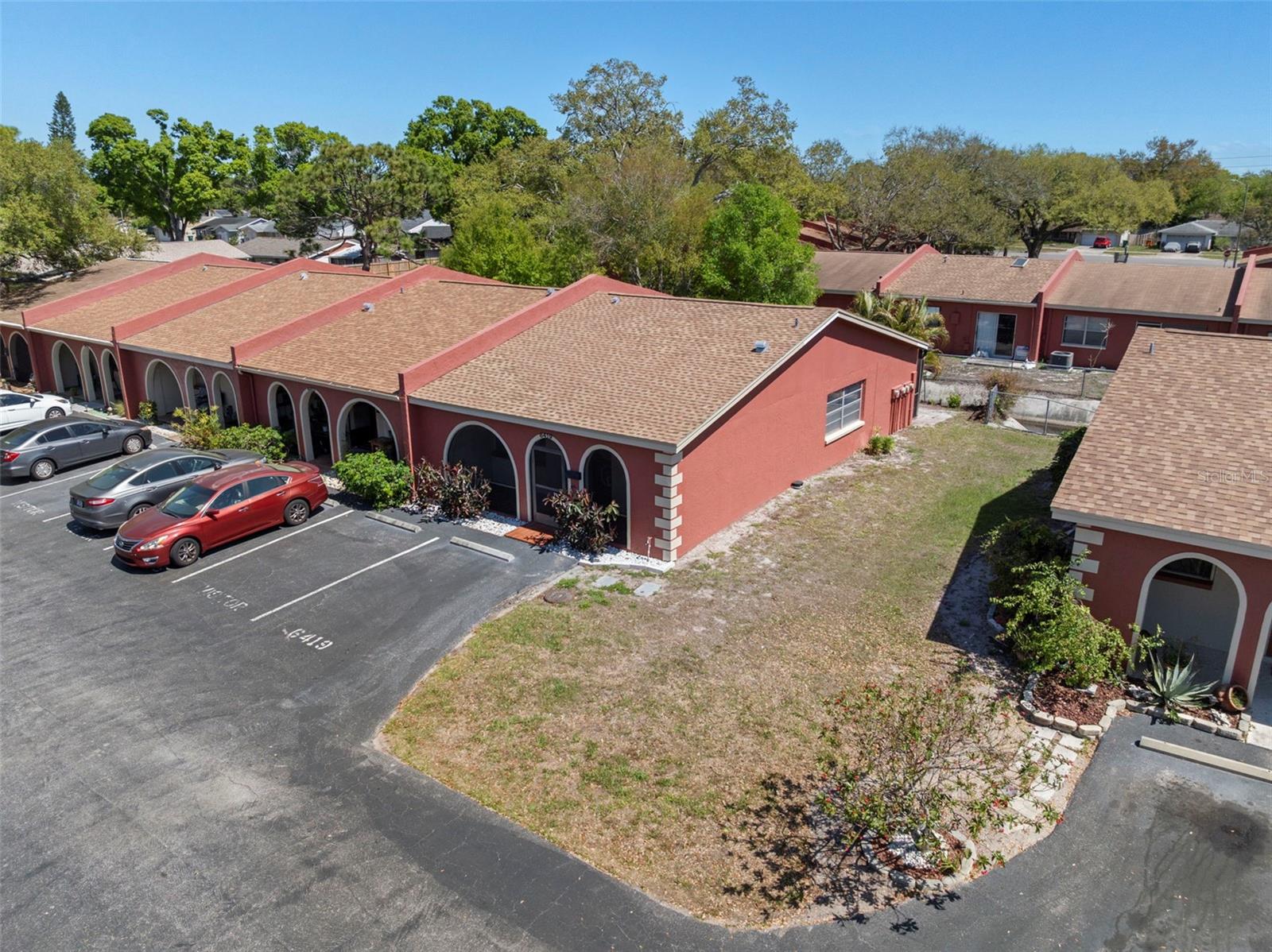 VILLAS OF BONNIE BAY - Residential