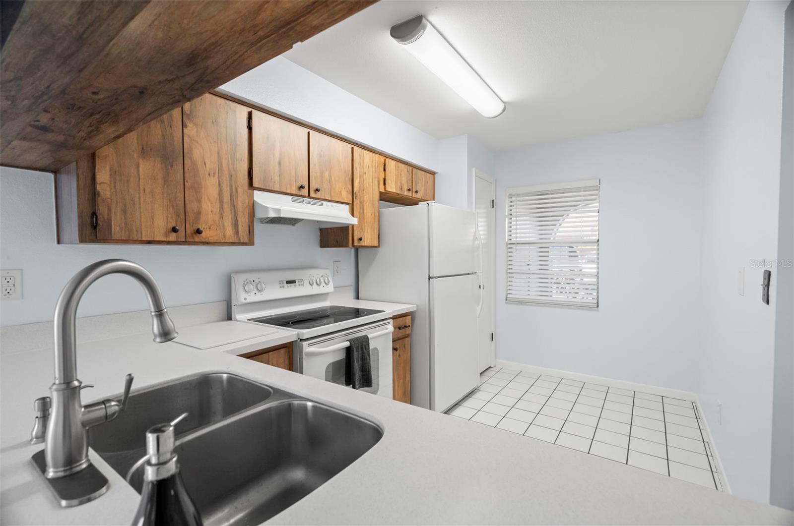 VILLAS OF BONNIE BAY - Residential