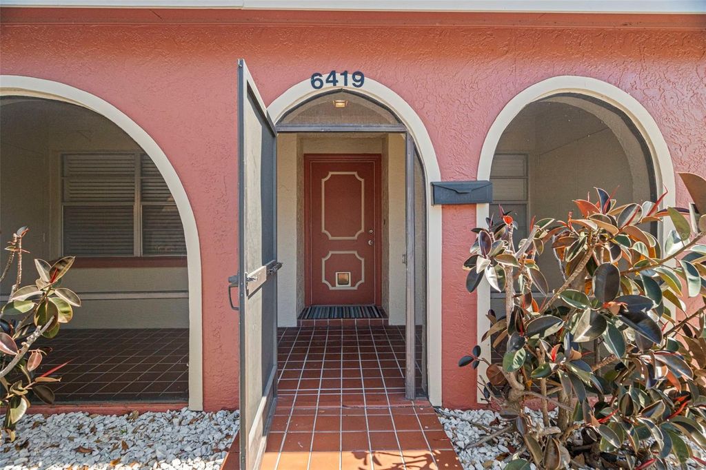 Photo of 6419 Bonnie Bay Circle N, Pinellas Park, FL 33781 (MLS # TB8486585)