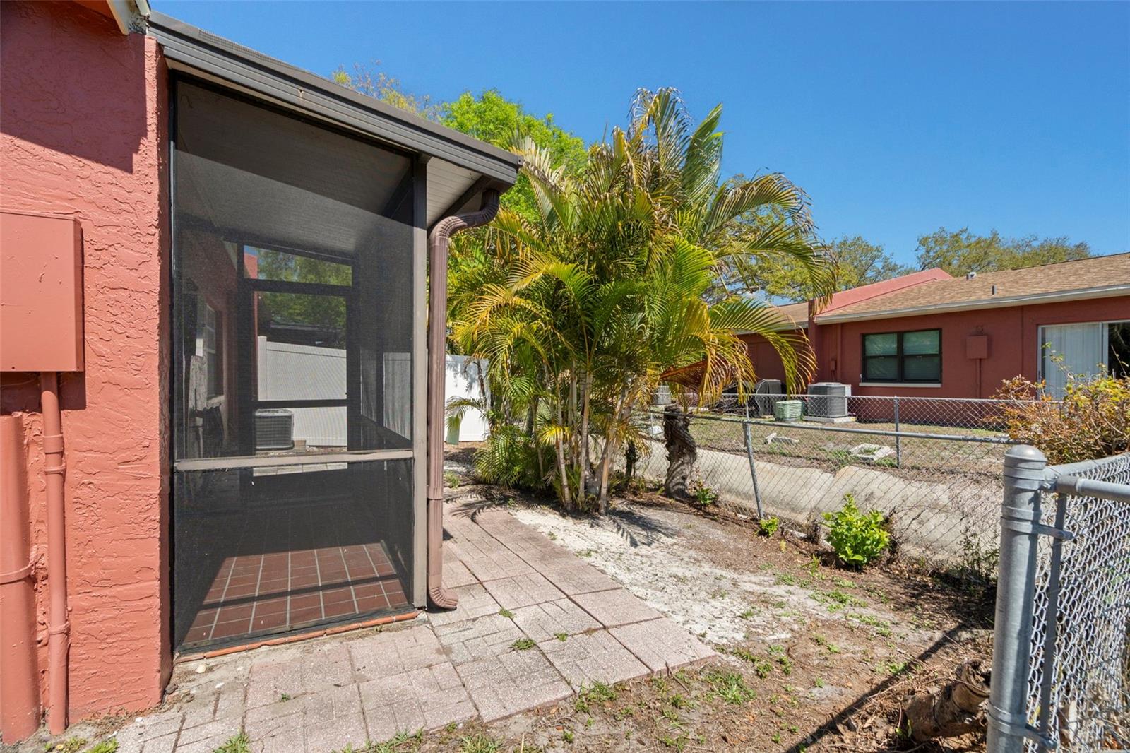 VILLAS OF BONNIE BAY - Residential