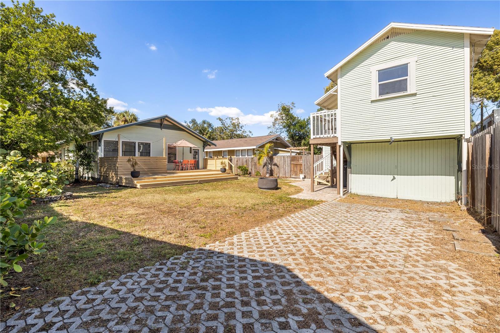 EAST SUWANEE HEIGHTS - Residential