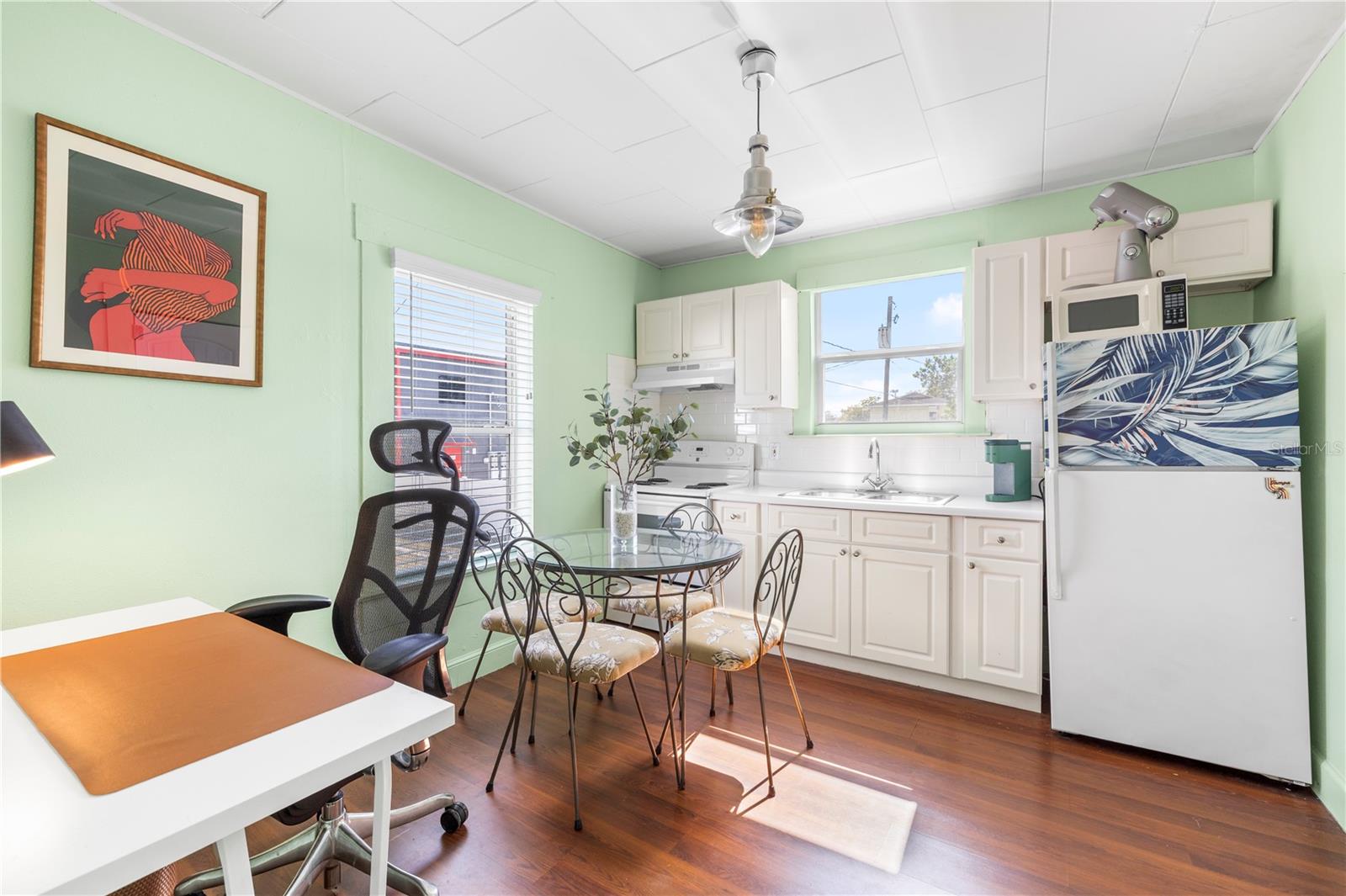 EAST SUWANEE HEIGHTS - Residential