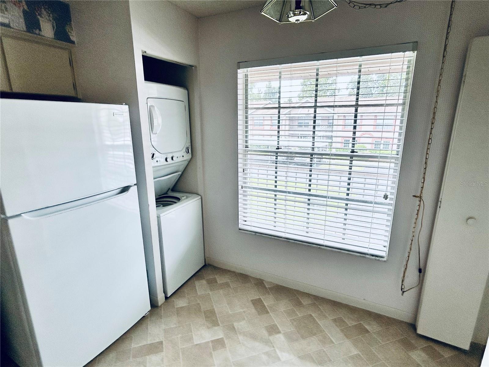 SUNNYBROOK CONDO 02 - Residential