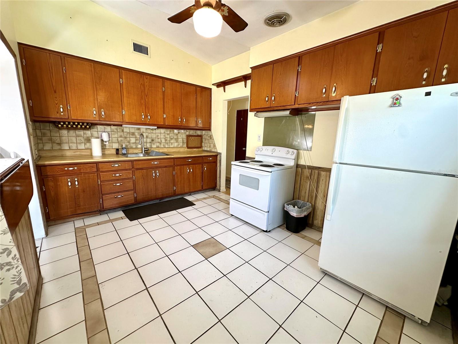 HIGHLAND PINES 3RD ADD - Residential