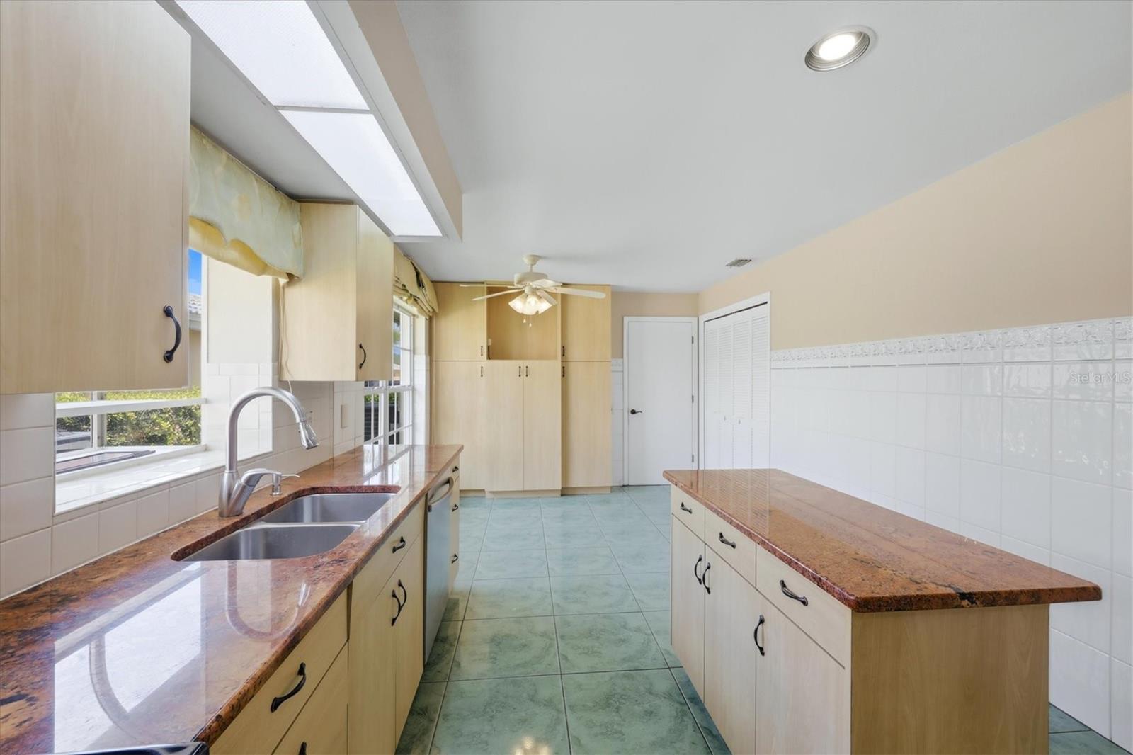 HIGHLAND LAKES - Residential