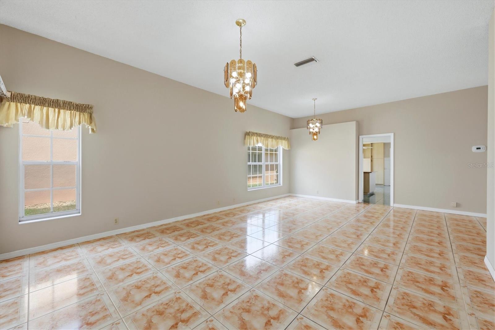 HIGHLAND LAKES - Residential