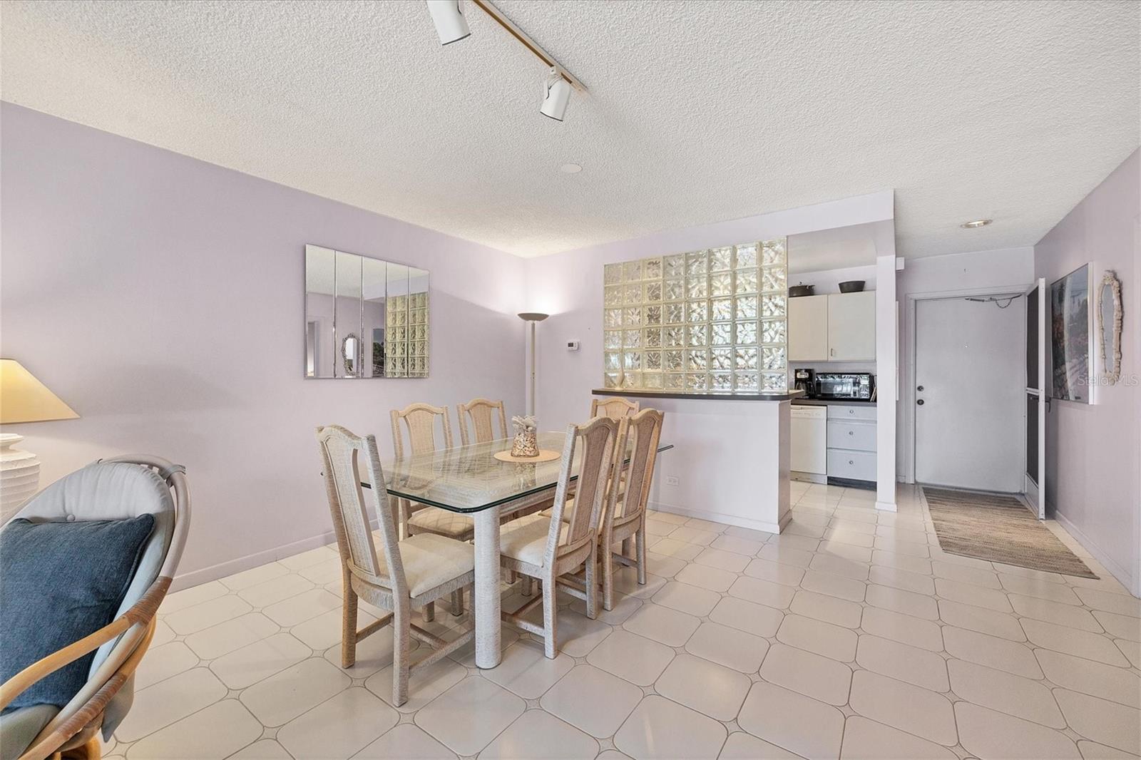KINGSTON ARMS - Residential Lease