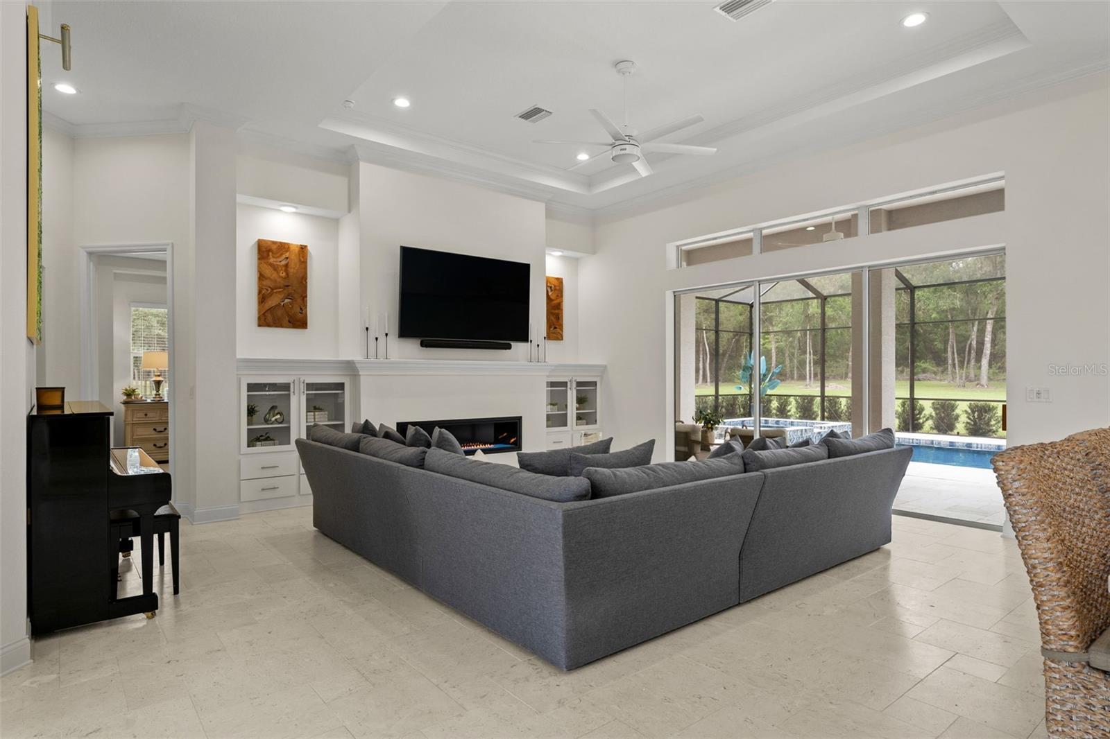 MEADOW RUN ESTATES - Residential