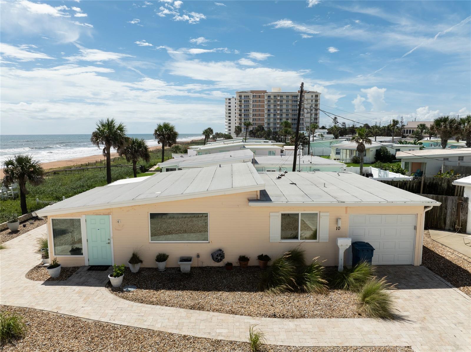10 OCEAN EDGE DRIVE