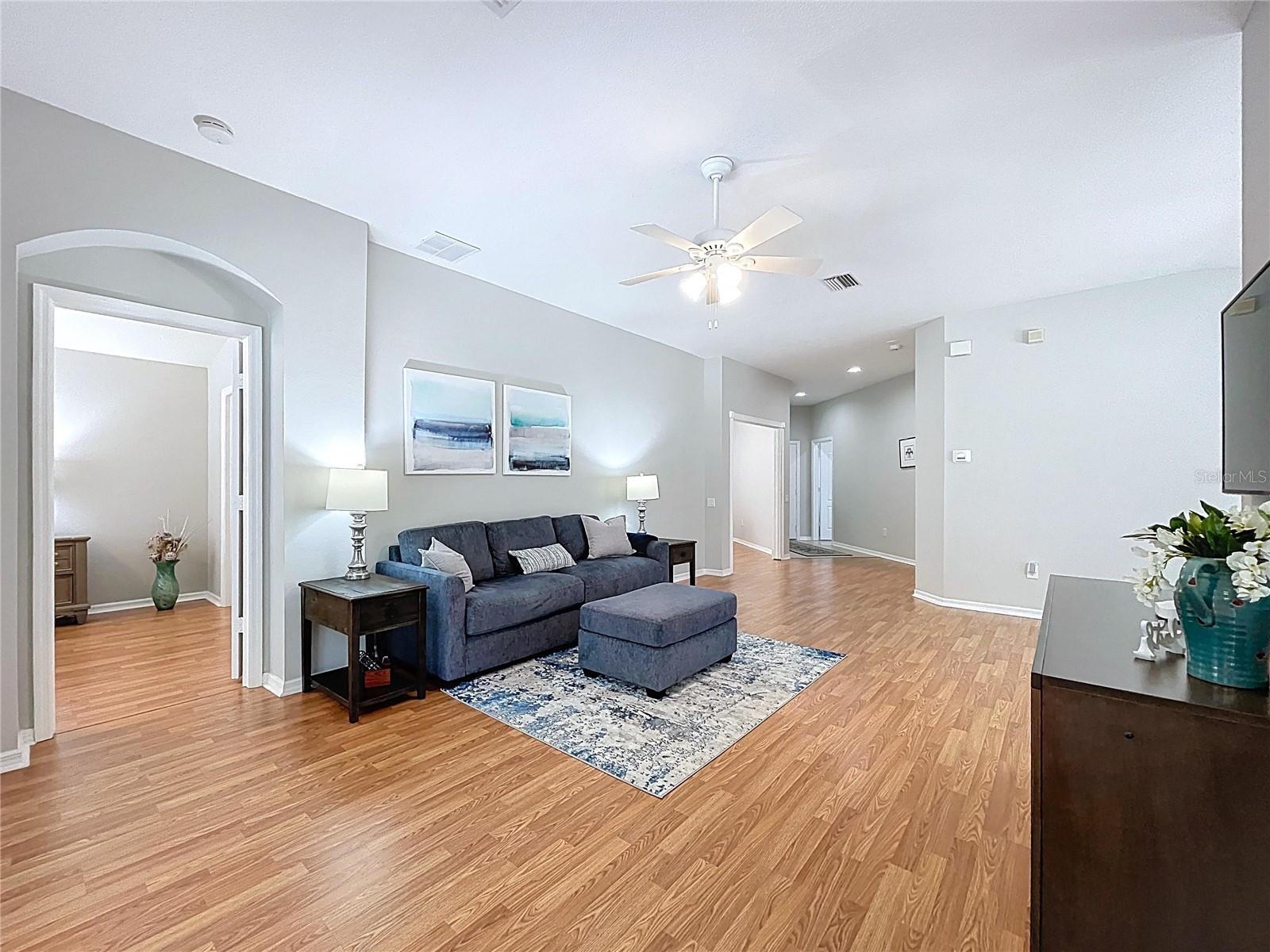 LEXINGTON OAKS PH1 - Residential