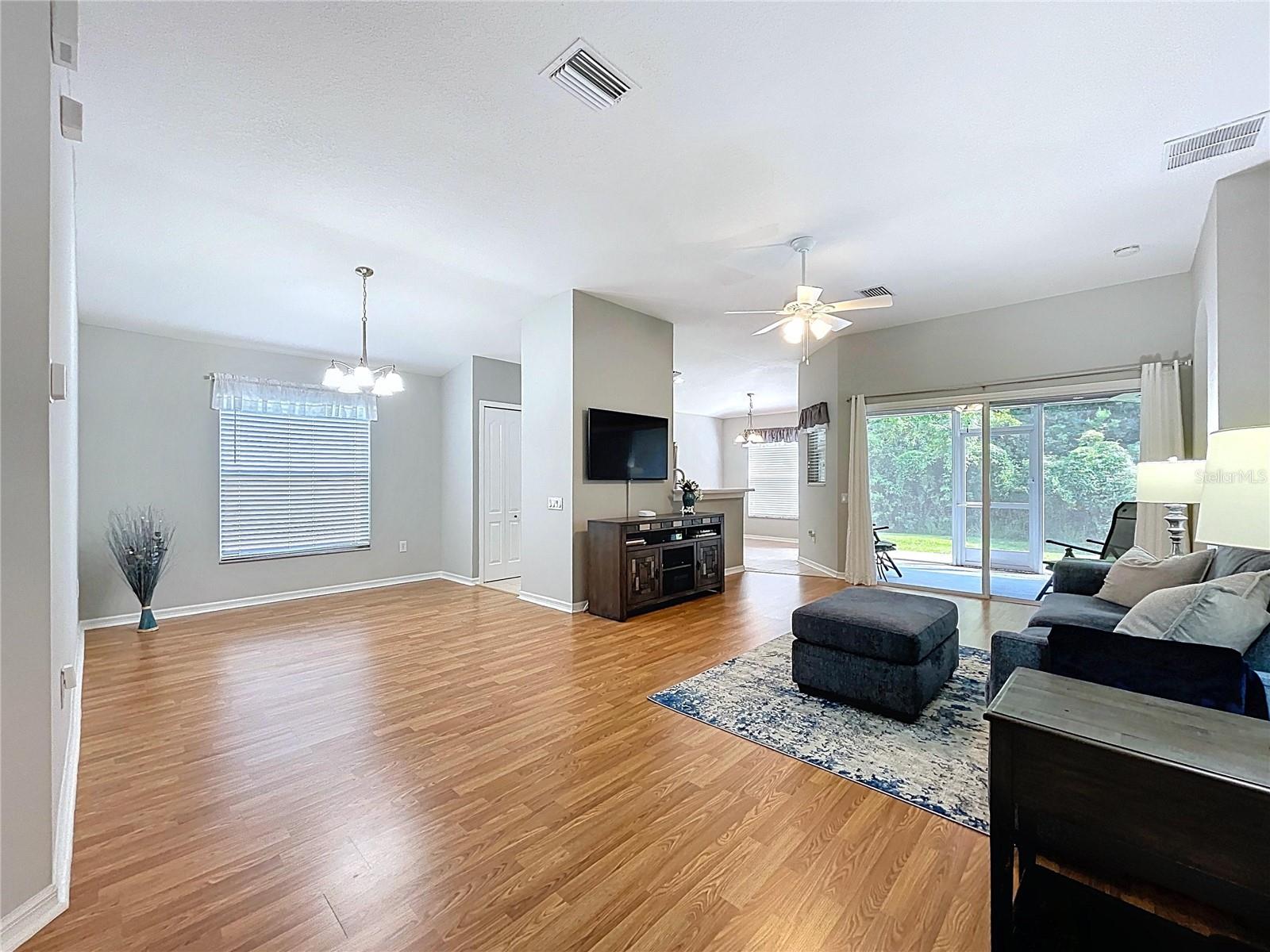 LEXINGTON OAKS PH1 - Residential