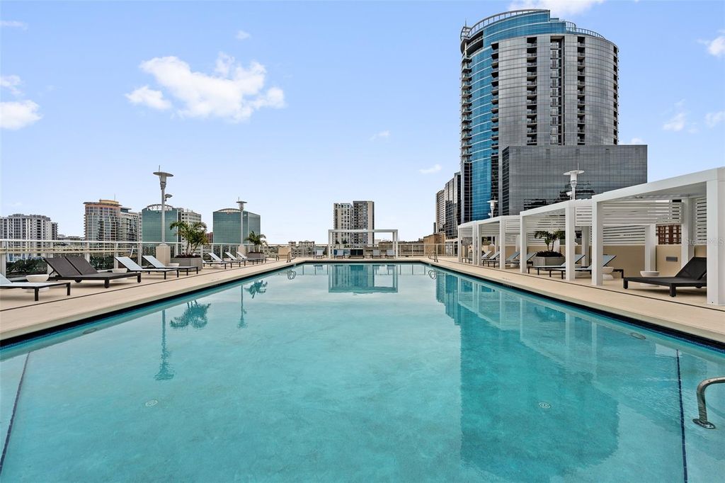 Photo of 150 E Robinson Street #601, Orlando, FL 32801 (MLS # O6365914)