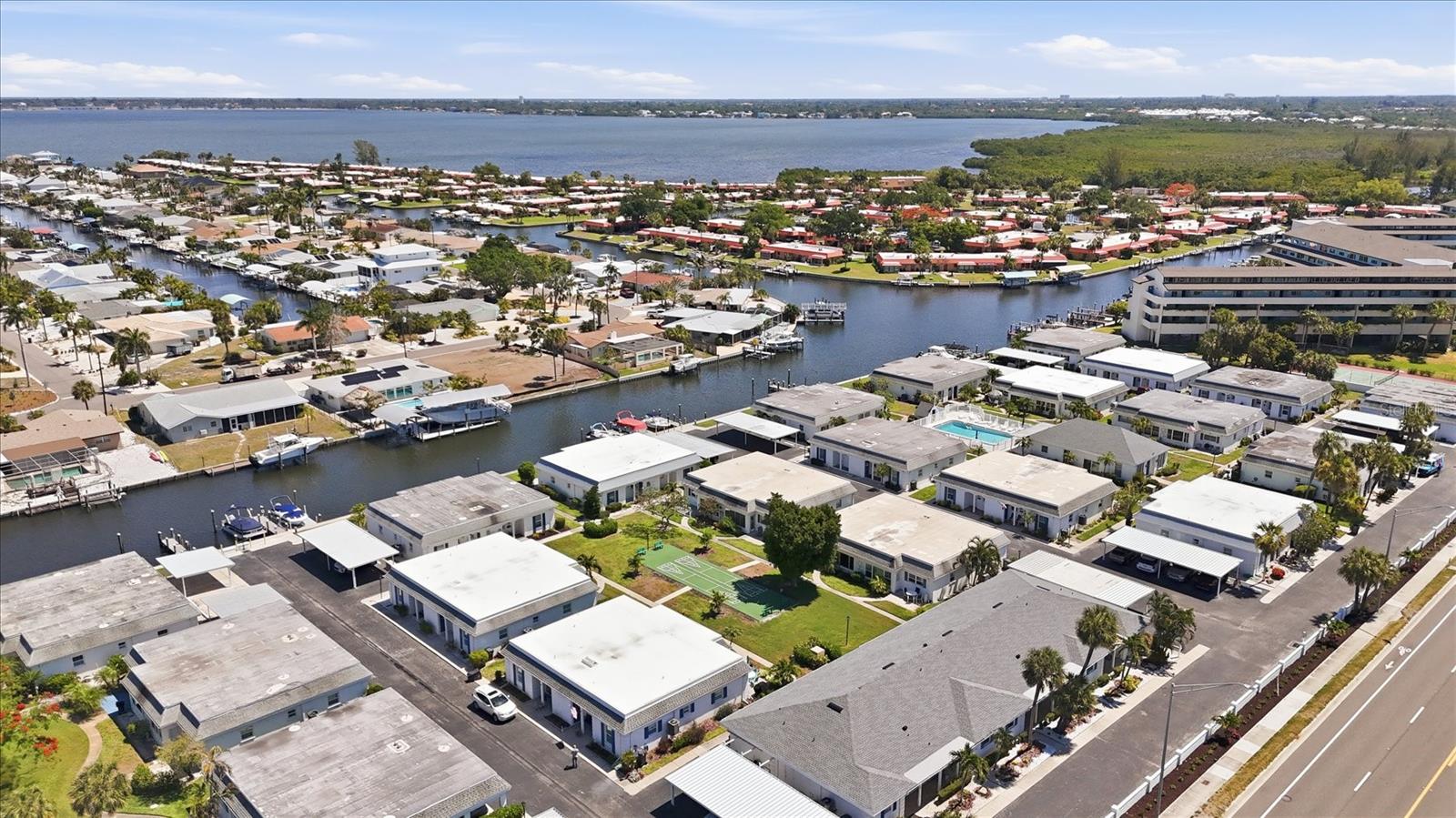 CASCO DORADO - Residential