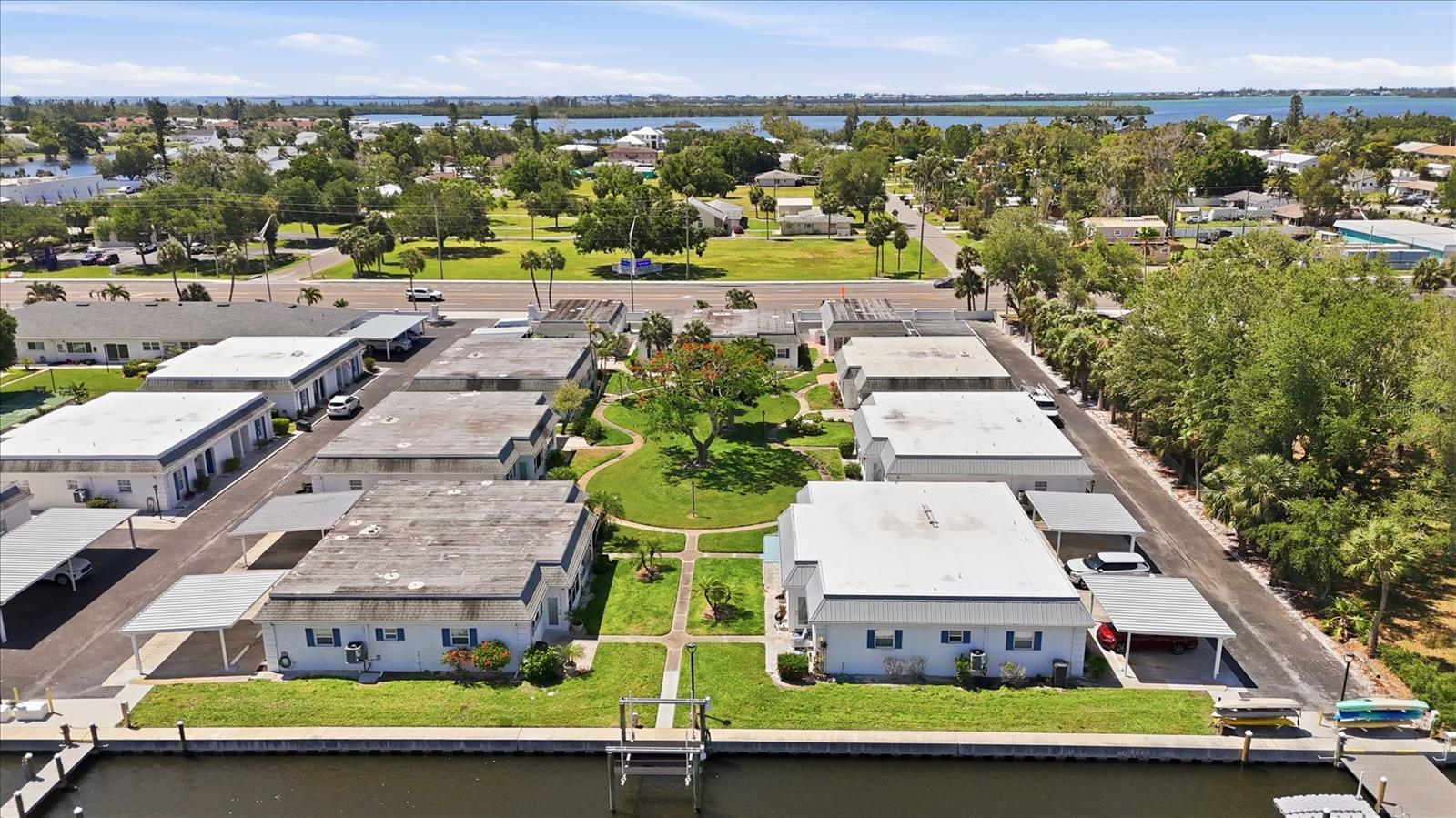 CASCO DORADO - Residential