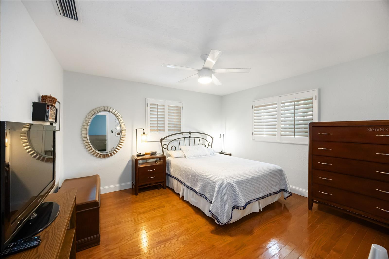 VILLAGE GREEN CLUB ESTATES - Residential