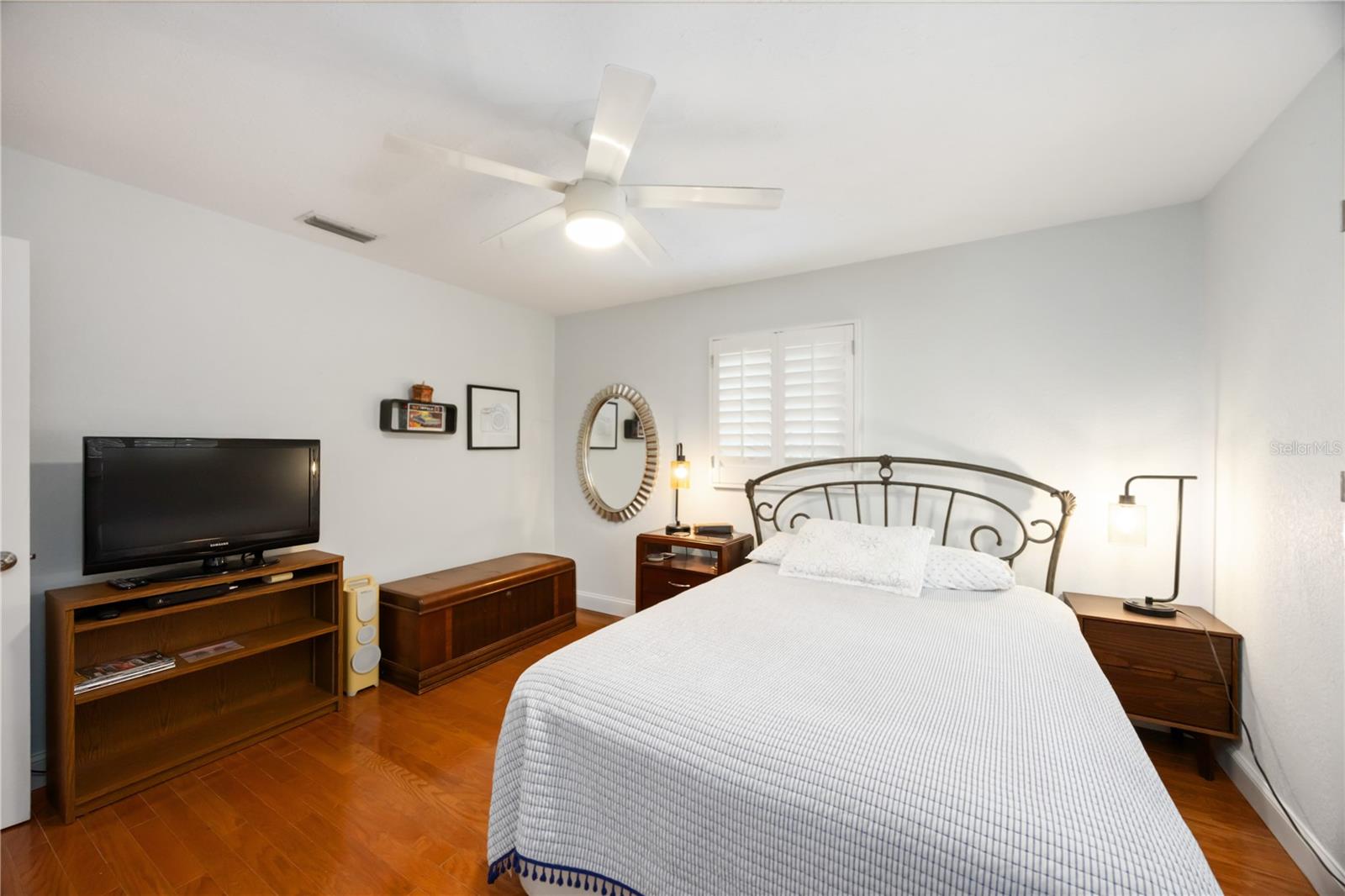 VILLAGE GREEN CLUB ESTATES - Residential