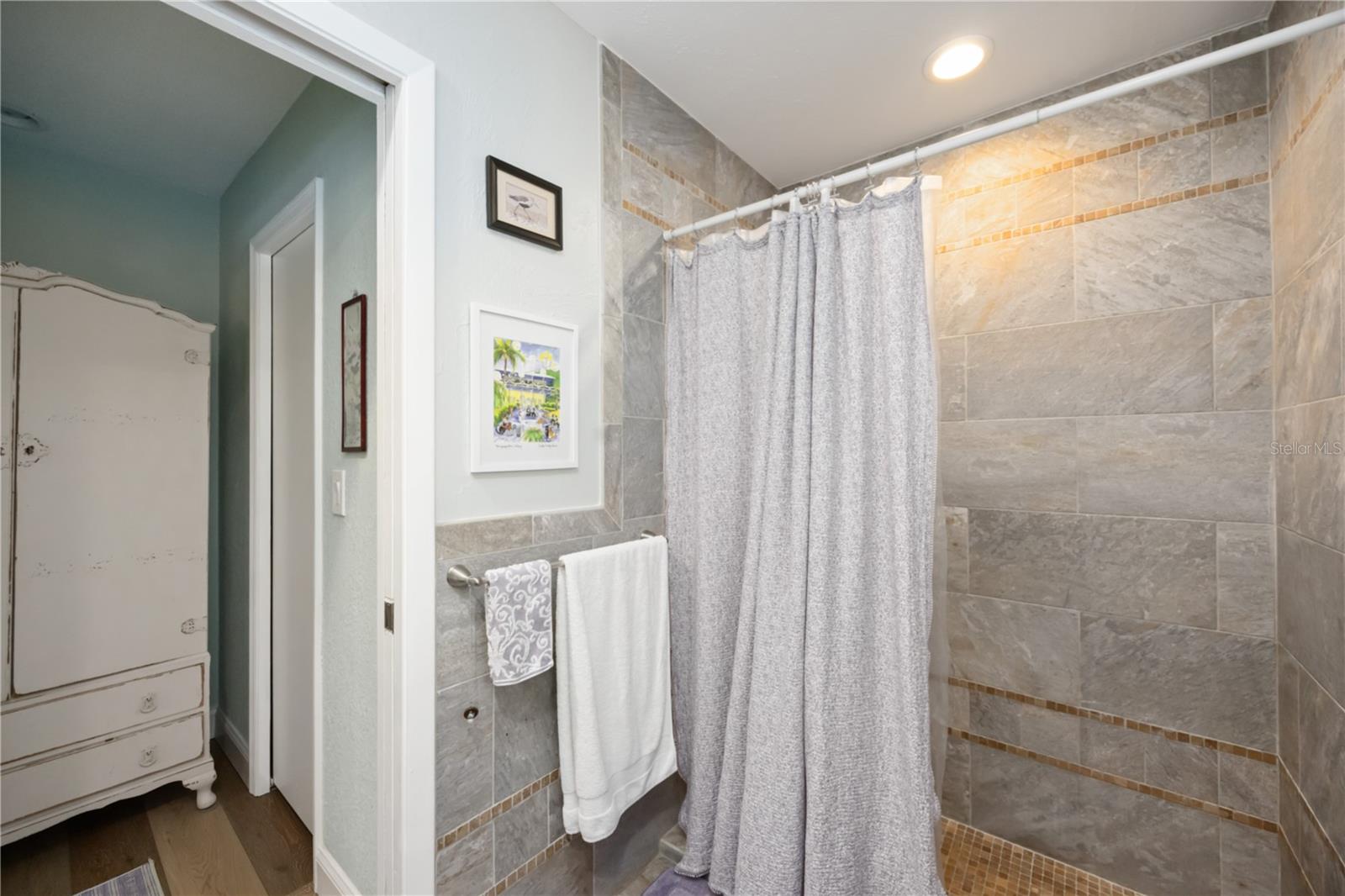 VILLAGE GREEN CLUB ESTATES - Residential