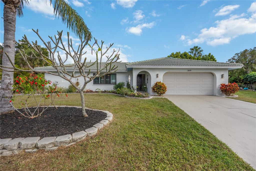 Photo of 3619 Pembrook Drive, Sarasota, FL 34239 (MLS # A4681591)