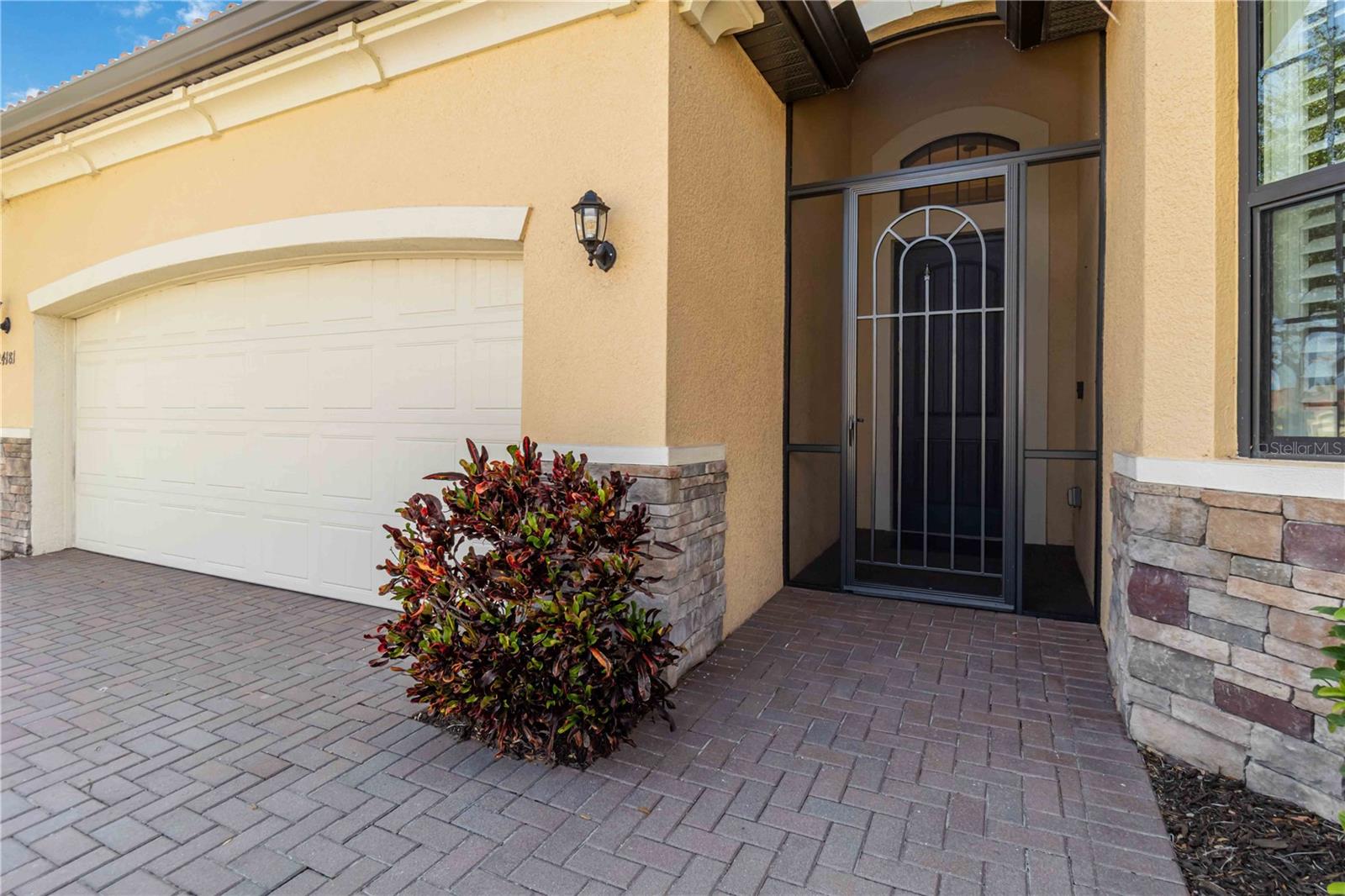 24181 GALLBERRY DRIVE