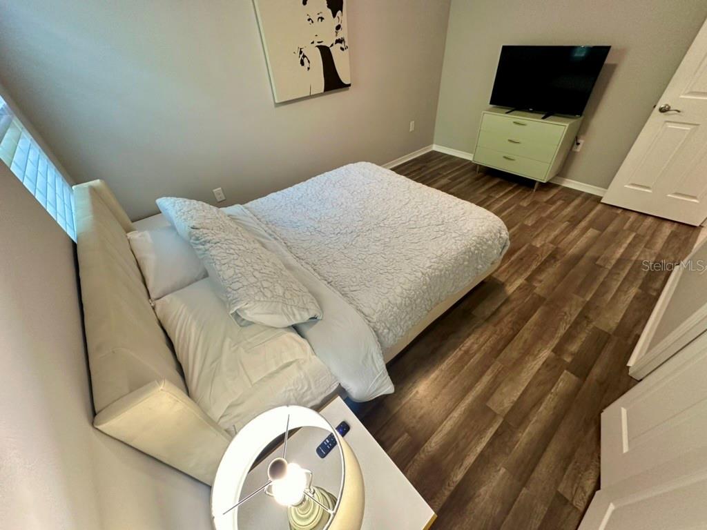 BAY STREET VILLAGE - Residential Lease