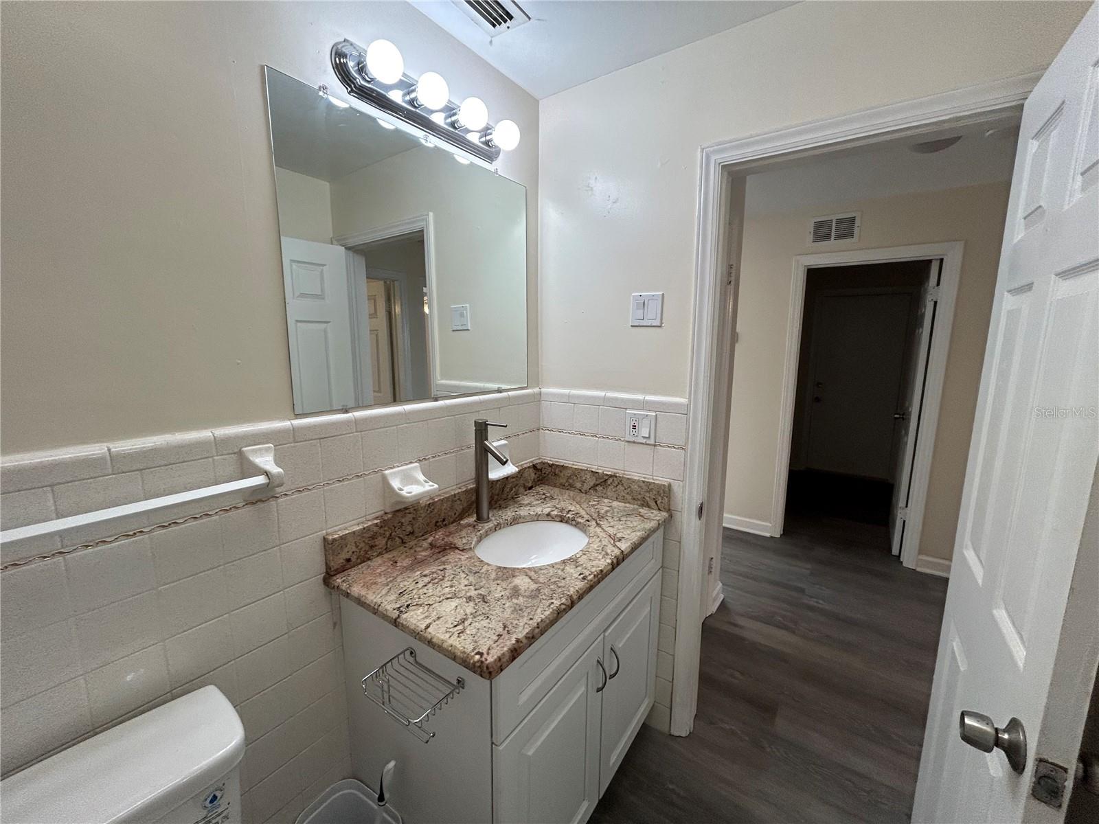 IDLEWILD PARK - Residential Lease