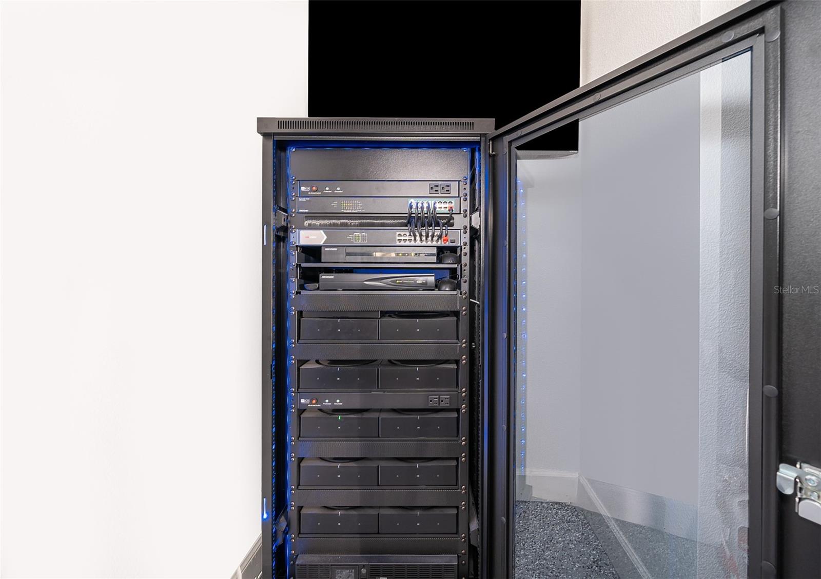 HARBOR ISLE - Residential