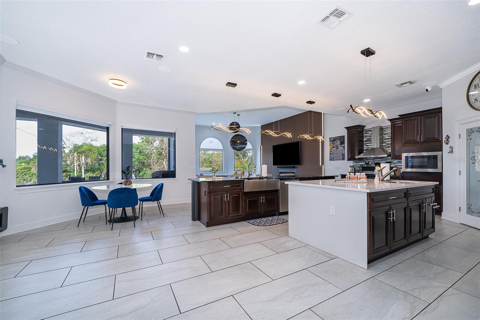 HARBOR ISLE - Residential