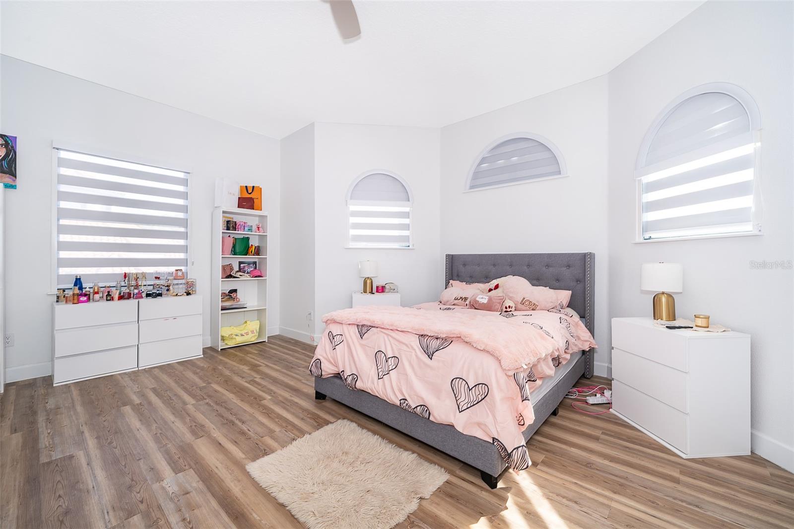 HARBOR ISLE - Residential