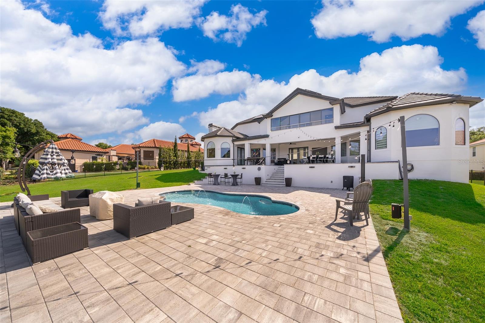 HARBOR ISLE - Residential