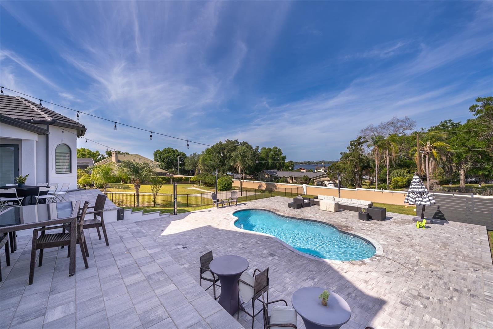 HARBOR ISLE - Residential