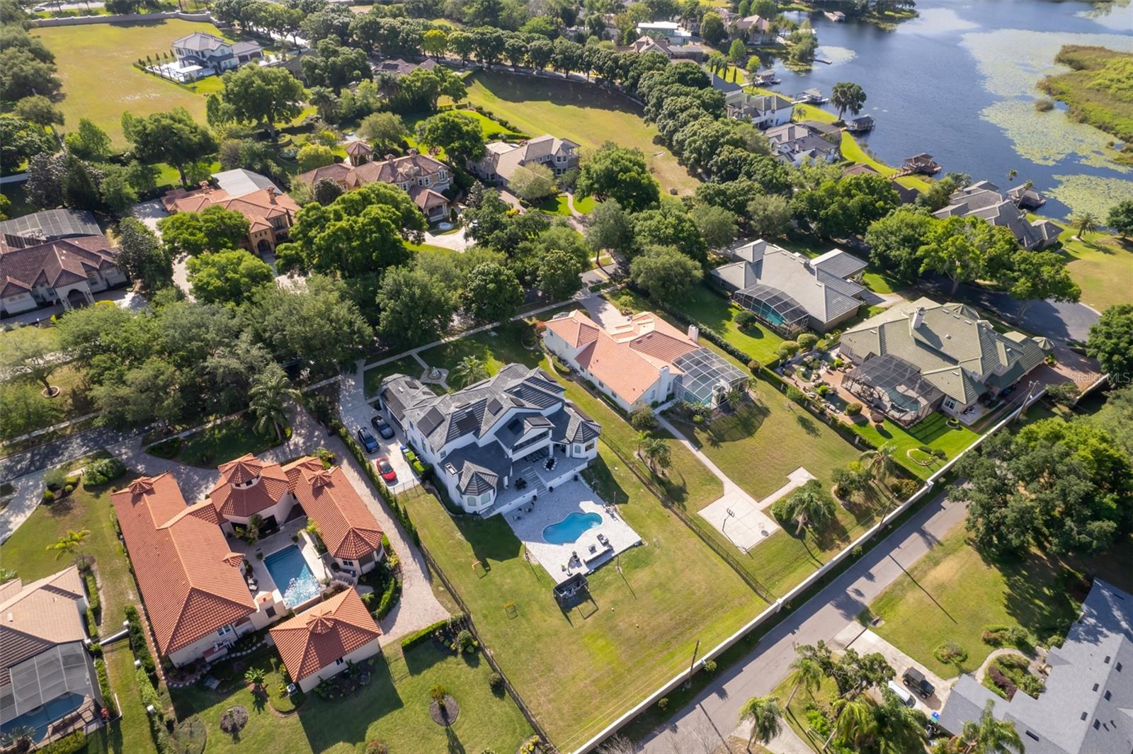 HARBOR ISLE - Residential