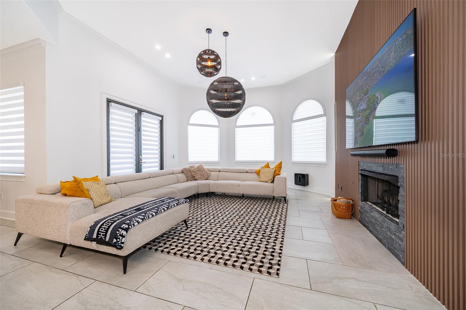 HARBOR ISLE - Residential