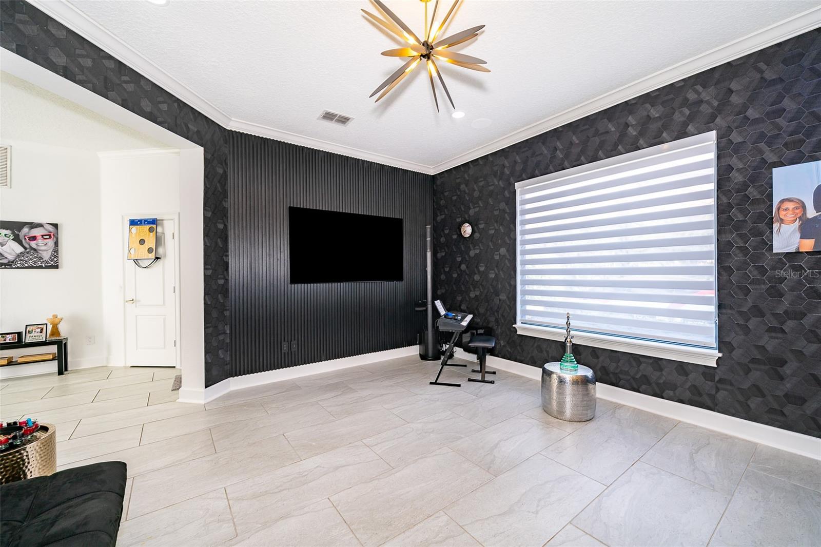 HARBOR ISLE - Residential