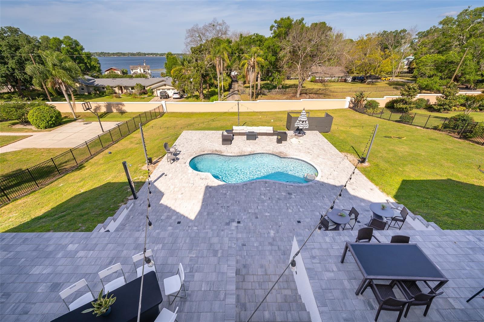 HARBOR ISLE - Residential