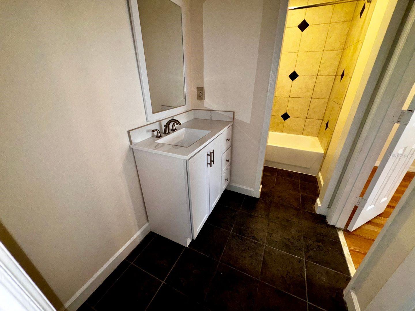 HIDDEN CREEK CONDO PH 09 - Residential Lease