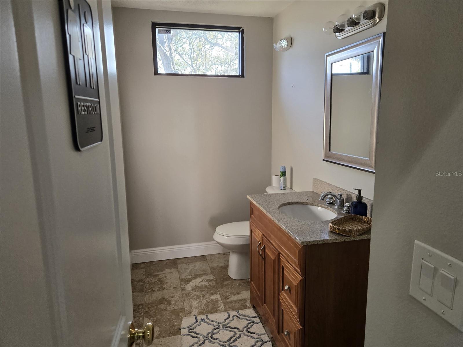 MILTON PARK - Commercial Sale