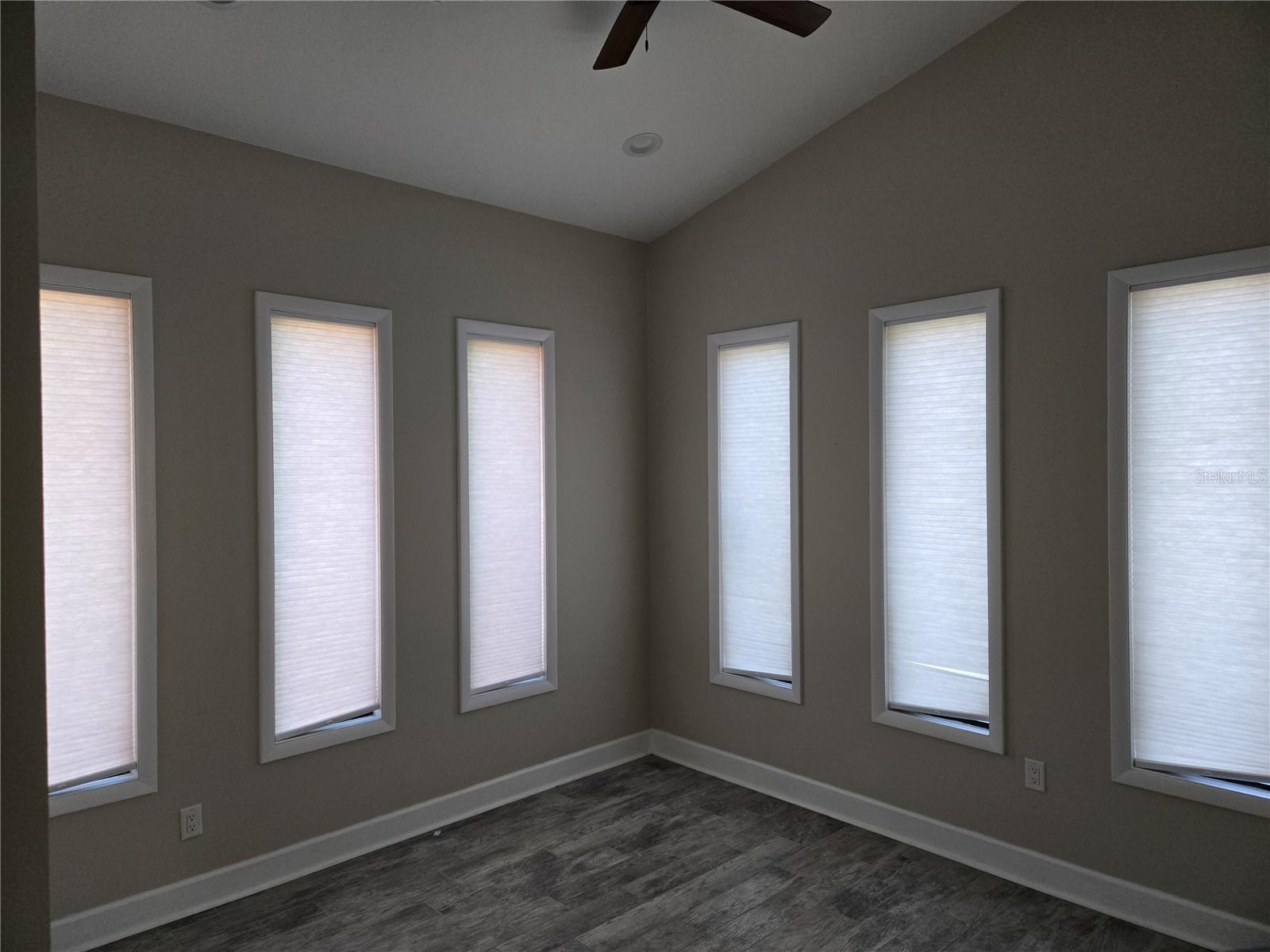 MILTON PARK - Commercial Sale