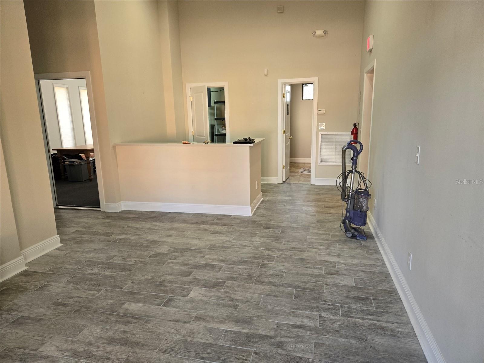 MILTON PARK - Commercial Sale