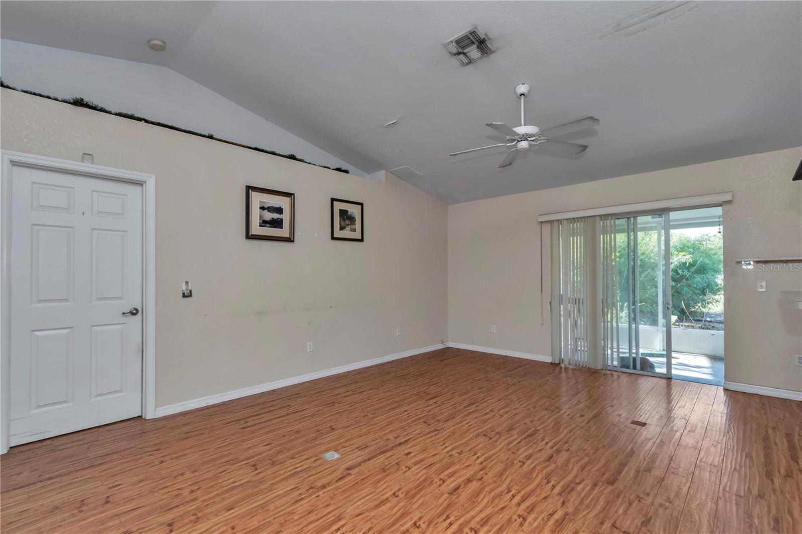 SILVER SPGS SHORES UN 21 - Residential