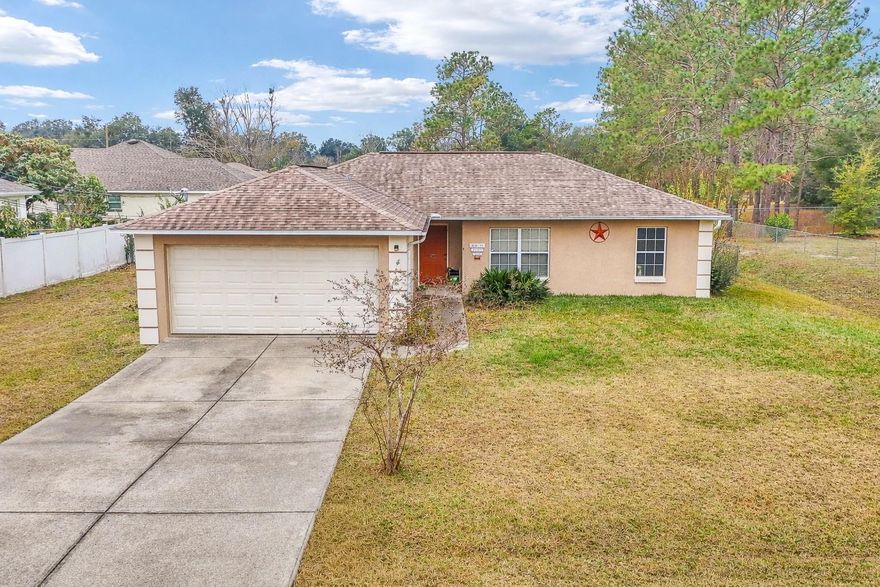 Don’t miss this exciting opportunity in Ocala’s desirable Hemlock Terrace Course area! This home offers a versatile layout with plenty of space to make it your own. Tucked away on a quiet street yet conveniently located near shopping, dining, medical facilities, and major roadways, the location truly delivers. Whether you’re searching for a primary residence, seasonal retreat, or investment opportunity, this property is full of potential and ready for its next chapter. Priced to sell—schedule your private showing today!